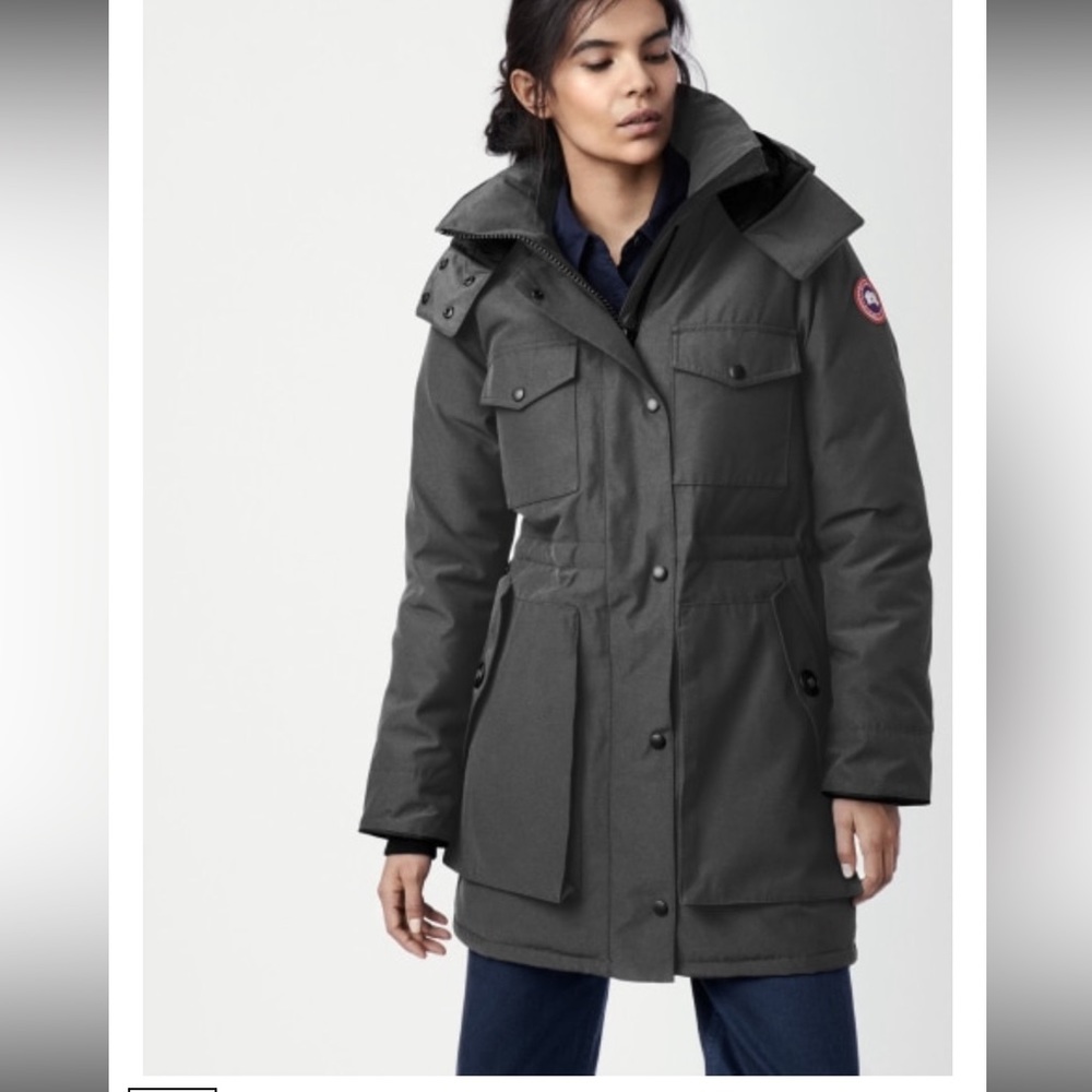 New condition Canada Goose coat, gray, women’s Large